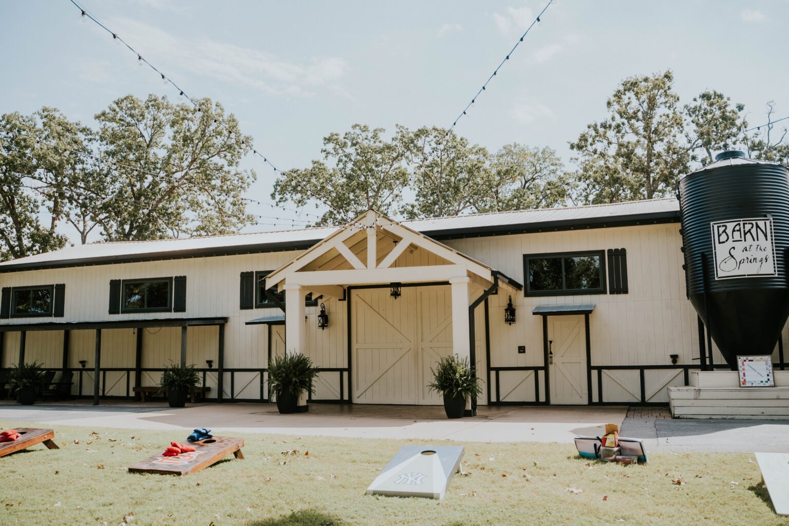 The Barn at the Springs wedding venue in Springdale, Arkansas