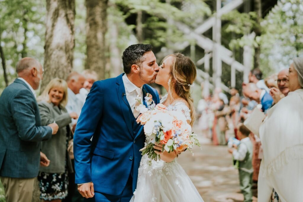 Elopement at Thorncrown Chapel in Eureka Springs, Arkansas
