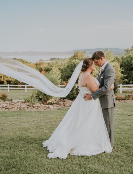 Candid wedding photography in Arkansas by Haziel Photo & Films